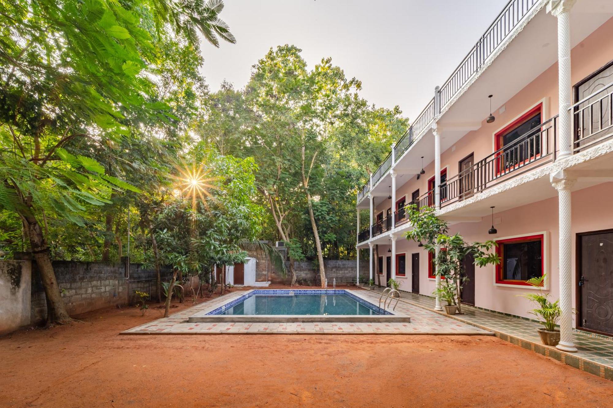 Hotel De Jardin Pondicherry With Swimming Pool Eksteriør billede